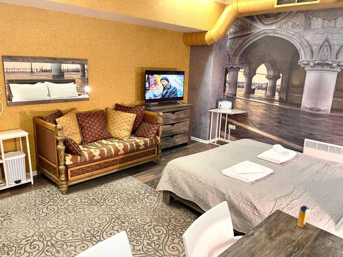 Les Mini Hotel Almati Kültér fotó